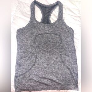 Lululemon size 8 tank top